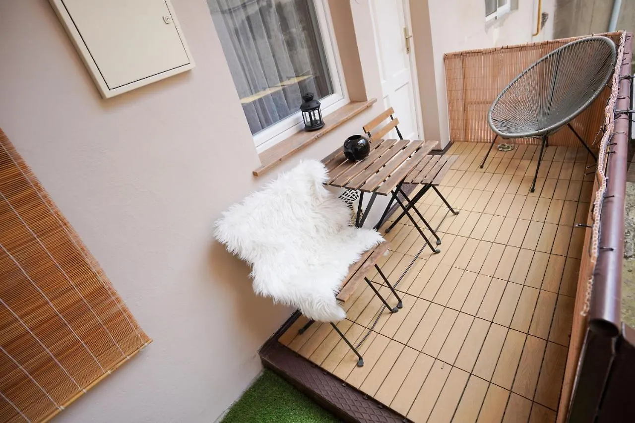 Hygge Home Apartman Eger Apartment